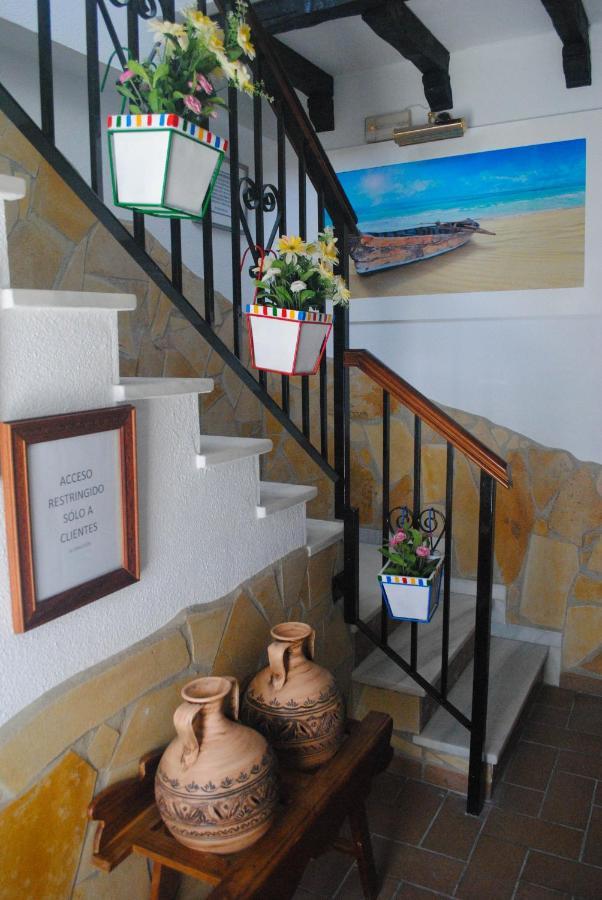 Hostal Costa De La Luz Conil De La Frontera Exterior photo